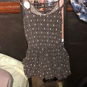 a small jumper thing